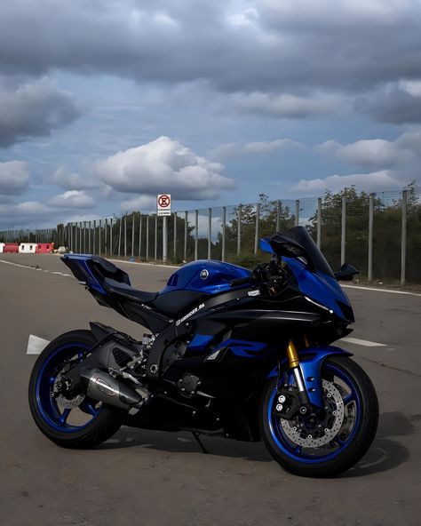 Yamaha R6 Blue, Blue And Black Motorcycle, Motorcycle Yamaha R6, R6 Motor, R7 Yamaha, Yamaha R6 Black, Blue Motorbike, R6 Yamaha, Thinking About The Past