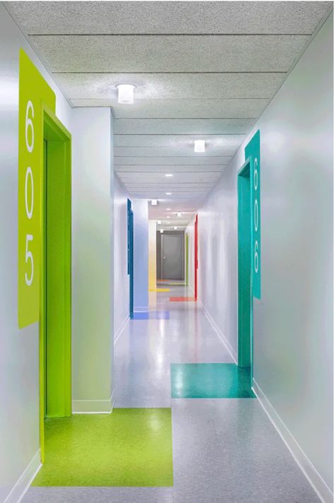 Kindergarten Interior, Daycare Design, Outfit Office, Corridor Design, Wayfinding Design, Hospital Interior, School Interior, Hospital Interior Design, Hospital Design