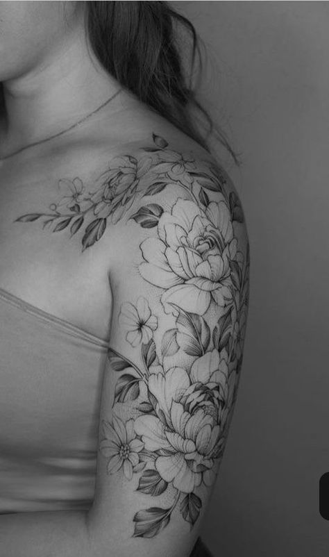 Feminine Shoulder Tattoos, Shoulder Cap Tattoo, Shoulder Sleeve Tattoos, Floral Tattoo Shoulder, Feminine Tattoo Sleeves, Flower Tattoo Shoulder, Fine Line Tattoo, Floral Tattoo Sleeve, Shoulder Tattoos