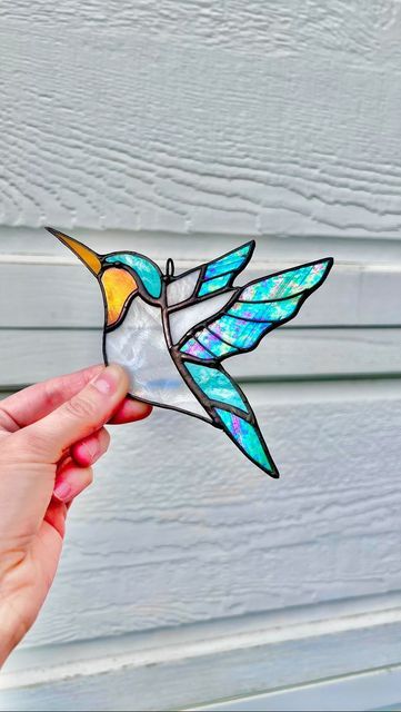 Stained Glass Humming Bird, Beginner Stained Glass Projects, Stained Glass Hummingbird, Glass Diy, Stained Glass Birds, I Am So Grateful, Stained Glass Diy, Stained Glass Crafts, Humming Bird