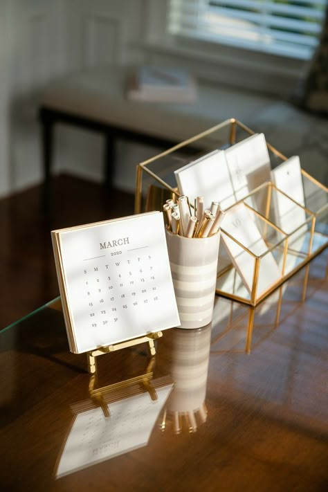 Classy Office Aesthetic, Black And Silver Office Decor, Chic Office Accessories, Desk Table Decor, Gold And White Desk Decor, Sophisticated Desk Decor, Office White Aesthetic, Work Desk Decor Minimalist, Gold Desk Accessories Office