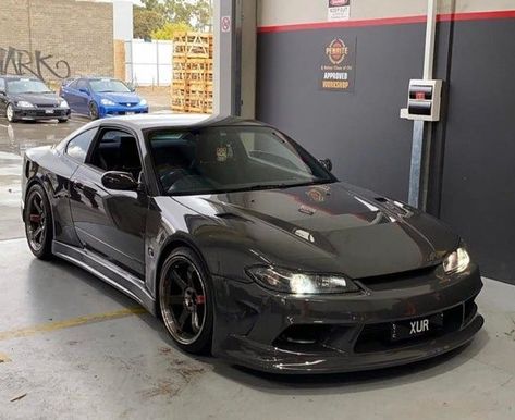 Car Detailing Tricks, Nissan Gtr Nismo, Kereta Sport, Nissan S15, Gtr Nissan, Nissan Skyline R33, Nissan Silvia S15, Nissan Gtr R34, Car Needs