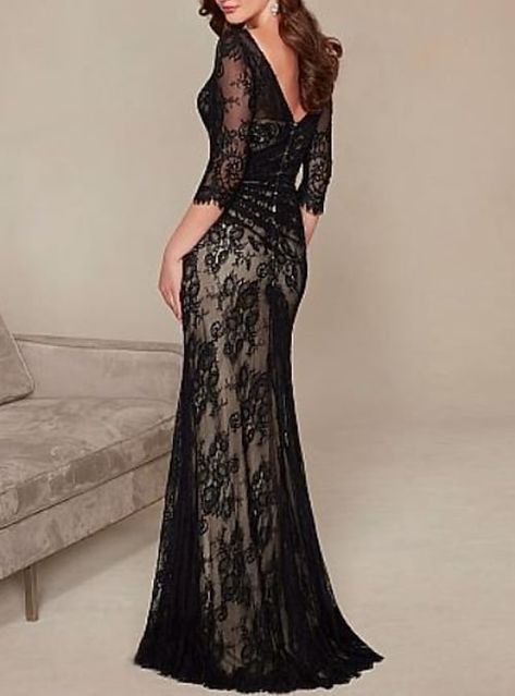 Floor Length Lace Dress, Mother Of The Bride Dresses Long, Evening Dresses Online, Mother Of Groom Dresses, Cheap Evening Dresses, Evening Party Gowns, Formal Evening Dress, Plunging Neck, Bride Gowns