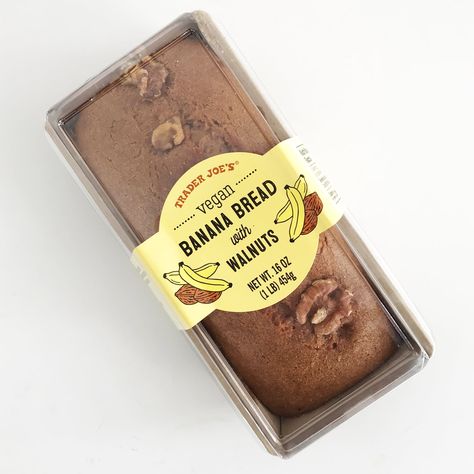 Banana Bread Packaging, Trader Joe’s Pumpkin Pasta, Trader Joes Beauty Products 2022, Trader Joe’s Curry, Trader Joe’s Banana Bread, Trader Joe’s Vegan Shopping List, Bread Brands, Trader Joes Vegan, Banana Walnut Bread