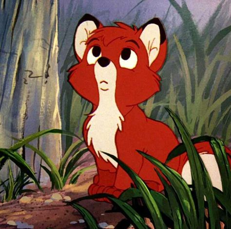 Todd from The Fox and the Hound #Disney Fox And Hound, Old Disney Movies, Aesthetic Drawings, Disney Icons, The Hound, Film Disney, Disney Animals, The Fox And The Hound, Old Disney