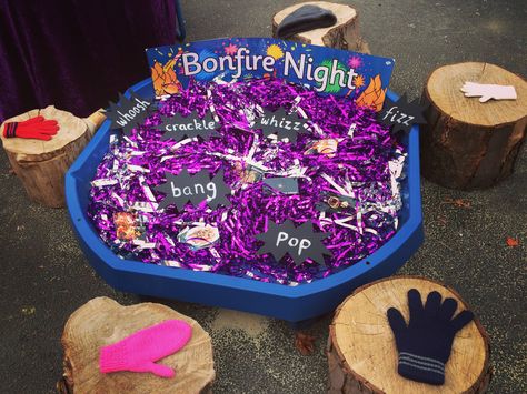 Bonfire night tuff spot. Fireworks Eyfs Bonfire Night, Bonfire Night Small World Eyfs, Bonfire Night Tuff Tray Ideas, Bonfire Night Messy Play, Bonfire Tuff Tray Ideas, Firework Tuff Tray, Firework Tuff Tray Ideas, Bonfire Night Tuff Tray, Bonfire Eyfs