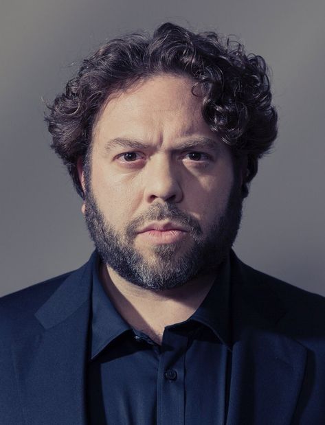 《 Dan Fogler 》 Dan Fogler, Good Luck Chuck, Aqua Teen Hunger Force, Character Bank, Crimes Of Grindelwald, 2011 Movies, Bee Movie, Aqua Teen, Fantastic Beasts And Where