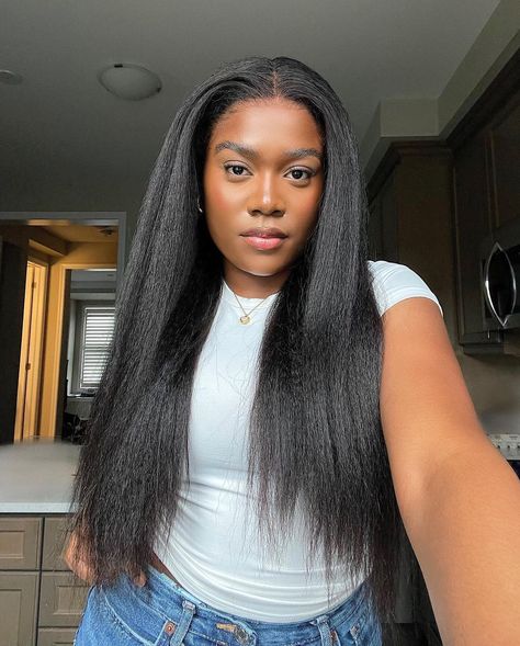 Sew In Leave Out, Hairdos For Curly Hair, Beauty Products Photography, Favorite Hairstyles, Sew In, Different Hairstyles, Black Women Hairstyles, Pretty Hairstyles, Human Hair Wigs