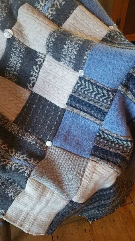 Sweater Quilts, Sweater Quilt, Sweater Crafts, Upcycled Sweaters, Blanket Craft, Woollen Blankets, Recycled Sweaters, Wool Throw Blanket, Patchwork Blanket