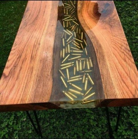 Wood Resin Table, Table Resin, Wood Table Design, Into The Wood, Wooden Pallet Projects, Resin Furniture, Diy Holz, Diy Pallet Projects, Into The Woods