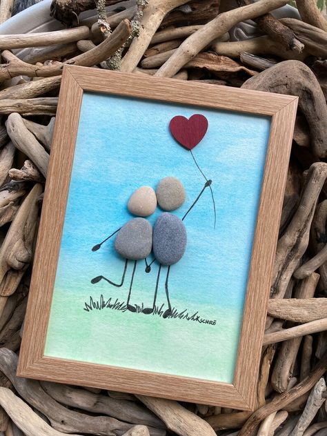 Stone Pictures Pebble Art, Pebble Art Family, House Landscaping, Front House, Front Yard Landscaping Ideas, Yard Landscaping Ideas, Diy Crafts Room Decor, Landscaping Design, Rock Painting Designs