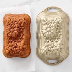 Seasonal Cake Pans | Williams Sonoma Nordicware Recipes, Cupcake Business, Pie Mold, Honeycomb Cake, Bee Cake, Shaped Cake Pans, Pull Apart Cake, Hand Pie, Lemon Loaf