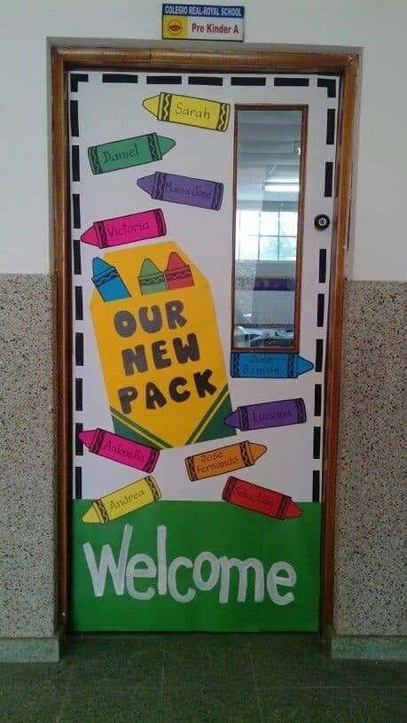 Preschool Classroom Doors Ideas, Teacher Bulletin Boards Preschool, Prek Room Decor Ideas, Preschool Door Decorations Welcome Back To School, Our New Pack Bulletin Board, All About Me Door Decorations Preschool, Classroom Door Decorations Back To School, Pre K Whole Group Activities, Welcome Door Design Classroom