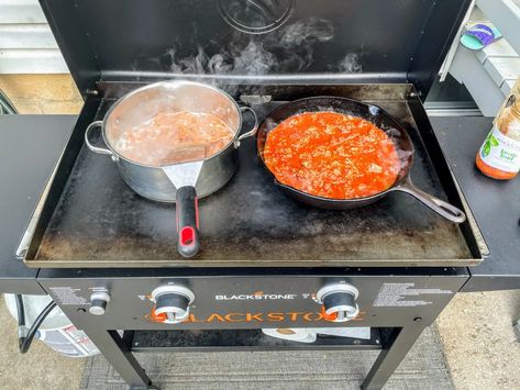 Can You Use A Cast Iron Skillet On A Blackstone Griddle? (Solved) Blackstone Camping Meals, Cooking On A Blackstone Griddle, Grill Dishes, Griddle Recipes Blackstone, Best Blackstone Griddle Recipes, Camping Pantry, Stove With Griddle, Black Stone Griddle Recipes, Cast Iron Skillet Pizza