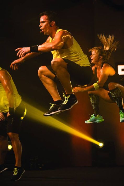 Tuck jump #inspiration - how high can you fly? Tuck Jumps, Body Attack, Gold's Gym, Les Mills, Body Pump, Action Shots, Golds Gym, Workout Moves, Zumba