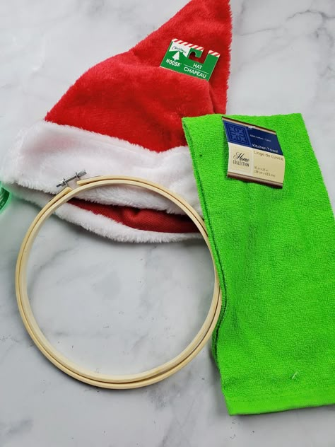 diy grinch craft Grinch Stockings Diy, Easy Grinch Crafts For Adults, How To Make Grinch Decorations, Diy Grinch Sleigh, Diy Grinch Bathroom, Diy Grinch Wreath How To Make, Grinch Hat Diy, Diy Grinch Headband, Whoville Christmas Decorations Diy Grinch Party