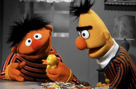 Creador de Plaza Sésamo admite que Beto y Enrique eran pareja Epi Y Blas, Beto Y Enrique, Ernie Und Bert, Bert And Ernie, Frank Oz, Sesame Street Muppets, Bert & Ernie, Prince Of Bel Air, Fraggle Rock