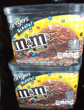 Ice Cream Flavors List, M&m Ice Cream, Pink Violin, Breyers Ice Cream, M&m's Chocolate, Instant Breakfast, Candy Drinks, Summer Ice Cream, Junk Food Snacks