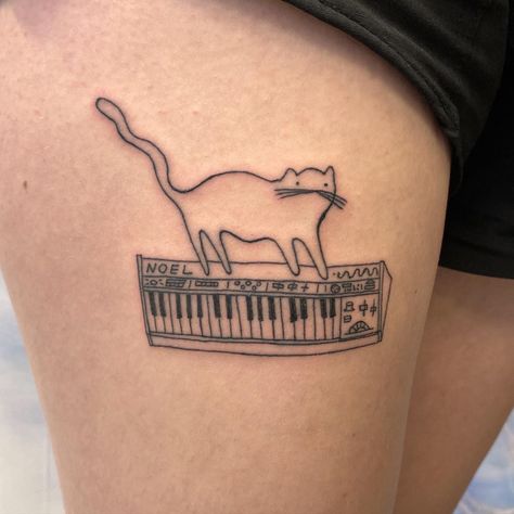 Berlin Tattoo Ideas, Synth Tattoo, Juno Tattoo, Piano Tattoo, Jazz Cat, Tattoos Ideas, Juno, Infinity Tattoo, Tatting