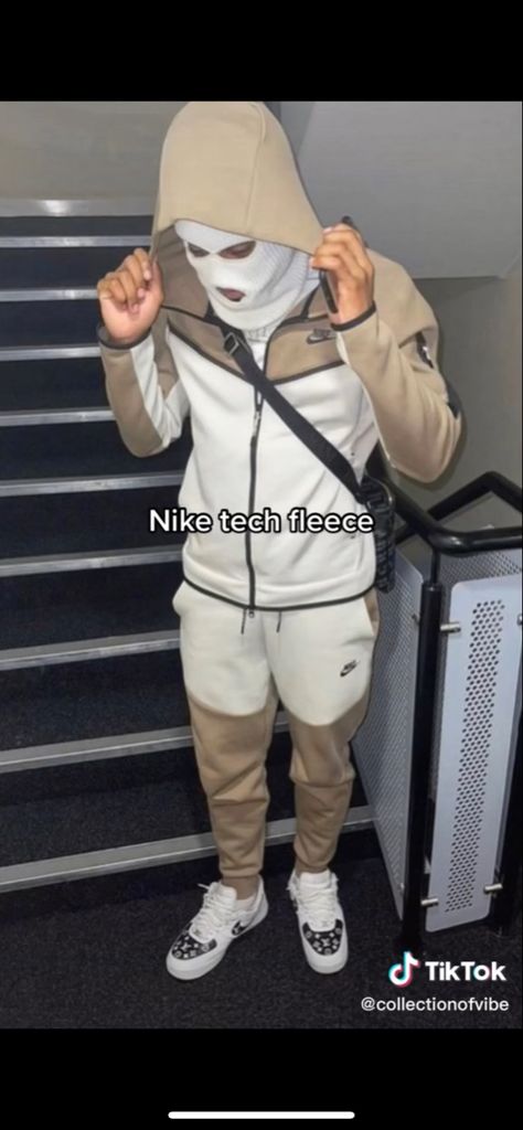 Sandalwood Gangster Outfit, Gymnastics Shoes, Baby Nike, Female Gymnast, Nike Tech Fleece, Cute Anime Profile Pictures, Nike Tech, Tech Fleece, Shoes Trainers