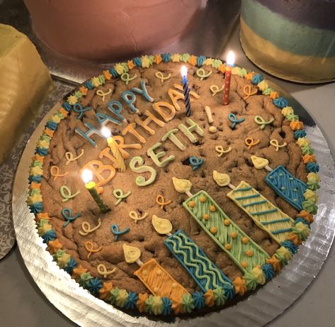 Cookie Cake Icing, 23 Birthday Cake, Giant Cookies, Cookie Cake Decorations, Cookie Cake Designs, Dekorasi Halloween, Sheet Cake Designs, Cake Design Inspiration, Cookie Cake Birthday