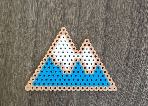 Perler Beads Mountain Perler Bead Mountain Pattern, Mountain Perler Bead Patterns, Nature Perler Bead Patterns, Perler Bead Landscape, Nature Perler Beads, Perler Beads Ideas Easy Cute, Melting Beads Ideas, Melt Beads, Hamma Beads Ideas