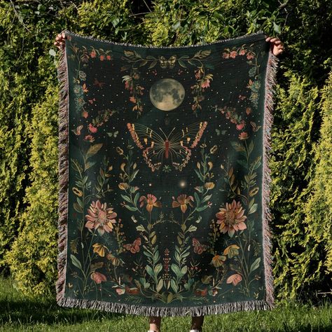 Enchant Your Space with Cottagecore Magic 🌙 Add a touch of whimsical beauty to your home with this enchanting cottagecore blanket. Featuring delicate butterflies and moths under a full moon, this piece is perfect for those who adore dark academia and fairycore aesthetics. Whether you're decorating your room or looking for the perfect housewarming gift, this blanket brings warmth and charm to any space. 🦋✨ 🎁 Ideal for those who love rustic decor or are looking to add a bit of magic to their ... Dark Academia Bedding, Dark Academia Bed, Academia Bedding, Cottagecore Blanket, Blanket Tapestry, Goth Gifts, William Morris Inspired, Witchy Gifts, Home Decor Halloween