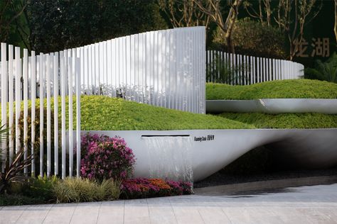 LONGFOR·ORIGIN by LISM Landscape Design – mooool Entrance Landscape, Landscape Fence, Entrance Signage, Modern Water Feature, Guiyang, Residential Landscape, Tiered Garden, Entrance Gate, Landscape Construction