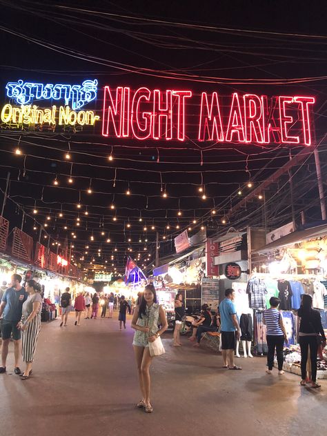 Night Market, 🇰🇭 Asian Night Market, Market Photo, Summer Vision, Railay Beach, Gala Ideas, Summer Marketing, Market Sign, Market Ideas, Worlds Fair