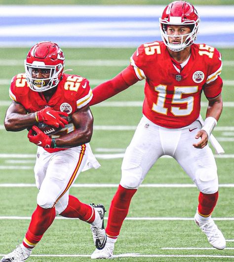 Kansas City Chiefs on Instagram: “An update who will not be playing tomorrow against the Los Angeles Chargers: QB Patrick Mahomes WR Tyreek Hill OL Mike Remmers RB Clyde…�” Chiefs Wallpaper, Kansas Chiefs, Tyreek Hill, Nfl Football Art, Kansas City Chiefs Football, Chiefs Football, Patrick Mahomes, Football Art, Kc Chiefs