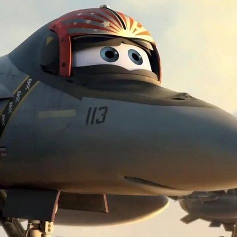 Planes Pixar, Planes Disney, Planes Characters, Dusty Crophopper, Planes Movie, Naval Aviator, Disney Pixar Characters, Disney Planes, Animation Movies