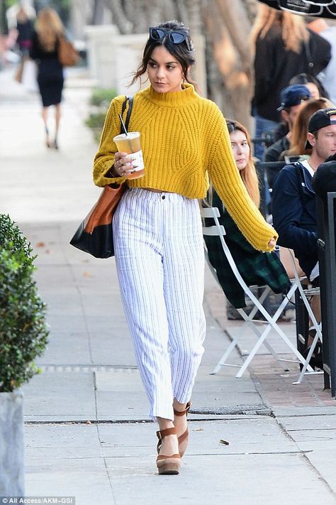 Hip girl: Vanessa Hudgens pulled on a mustard yellow woollen sweater when she was spotted ... Dress Outfits Fall, Estilo Vanessa Hudgens, Fall Yellow, Girls Thanksgiving Outfit, Thanksgiving Baby Outfits, Girl Uggs, Vanessa Hudgens Style