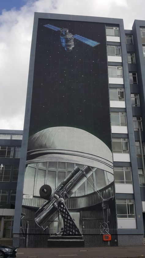 Glasgow Mural Trail, George Street, University of Strathclyde University Of Strathclyde, Electrical Engineering, Glasgow, Sci-fi Spaceship, Skyscraper, Multi Story Building, Around The Worlds, University, Engineering