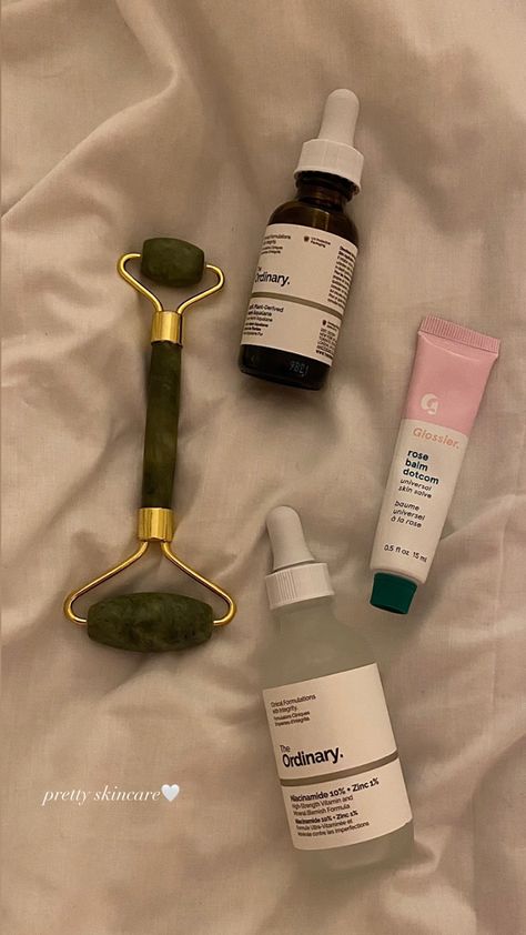 Skin Care Story Ideas Instagram, Pretty Skin Care, Pretty Skin, Healthy Lifestyle Inspiration, Body Skin Care Routine, Beauty Skin Care Routine, روتين العناية بالبشرة, Face Skin Care, Skin Care Essentials