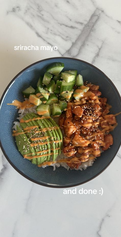 Salmon Rice Bowl Tiktok, Rice Salmon, Salmon Rice, Salmon Rice Bowl, Avocado Cucumber, Salmon Bowl, Salmon And Rice, Soya Sauce, High Protein Diet