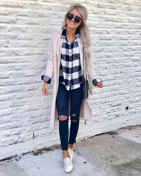 Katy Roach, Pretty Winter Outfits, Best Cardigans, Black Women Fashion, Early Fall, Casual Winter Outfits, Looks Style, Fall Winter Outfits, Outfits Casuales