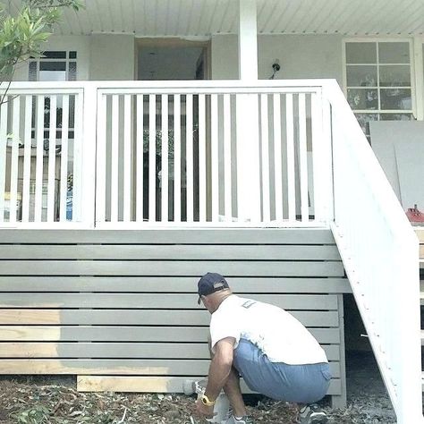 Side Of Deck Ideas, Farmhouse Deck Skirting, Underpinning For Decks, Diy Deck Skirting Ideas, Deck Sides Ideas, Front Deck Railing Ideas, Pool Deck Skirting Ideas, Trex Deck Skirting Ideas, Close In Under Deck Ideas