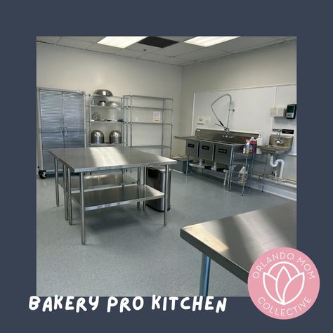 Home Bakery Setup, Small Bakery Kitchen, Bakery Kitchen Layout, Bakery Kitchen Design, Commercial Kitchen Layout, Rustic Bakery, Pastry Kitchen, Commercial Kitchen Design, Home Bakery Business