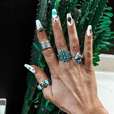 Western Style Nails, Country Acrylic Nails, Turquoise Tuesday, Cowboy Nails, Real Turquoise Jewelry, Western Nails, Country Nails, Turquoise Western, Easter Nails