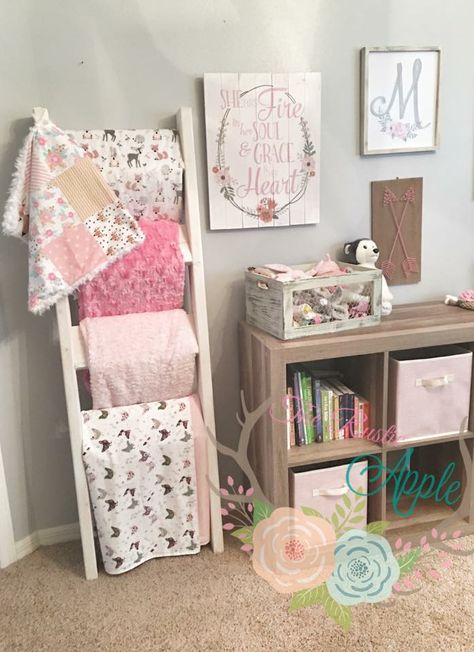 Ladder for blankets. Nursery Rustic, Bumbo, Girl Nursery Room, Rustic Nursery, Blanket Ladder, Nursery Baby Room, Baby Girl Nursery, Big Girl Rooms, Baby Bedroom