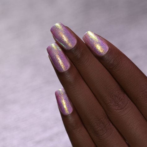 Euphoria Fits, Simple Nails Gel, Kiss Nail Art, Iridescent Nails, Holo Nail Polish, Ilnp Nail Polish, Jelly Nail Polish, Purple Holographic, Jelly Nail