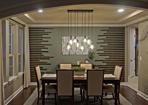 Rustic Dining Room Accent Wall, Dining Area Accent Wall Ideas, Wood Slat Accent Wall Dining Room, Modern Wood Accent Wall Dining Room, Dining Room Slat Wall, Wood Slat Wall Dining Room, Slat Wall Dining Room, Wood Slate Accent Wall, Wood Slats Accent Wall