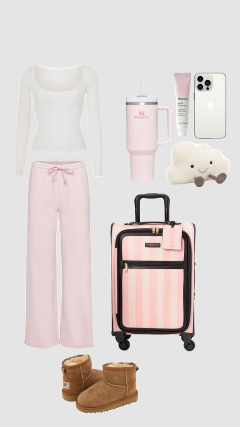 #airportfit#pink#vs#outfitinspo Airport Outfit Pink, Airport Fits, Outfit Pink, Pink Vs, Sporty Chic, Airport Outfit, Vs Pink, Your Aesthetic, Connect With People