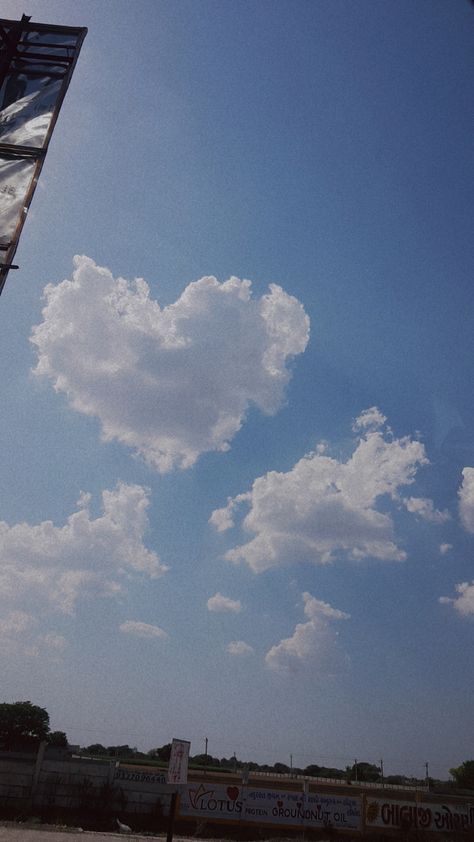 Cloud Pictures Sky Blue, Heart In Sky Aesthetic, Heavenly Aesthetic Wallpaper, Cloud Heart Aesthetic, Aesthetic Cloud Pictures, Blue Aesthetic Wallpaper Heart, Blue Asthetics Wallpaper, Pretty Clouds Aesthetic, Blue Sky Clouds Aesthetic