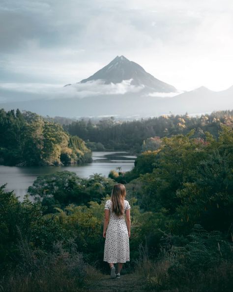 Spectacular view of Mt. Taranaki at Lake Mangamahoe Lookout, New Zealand Solstice Traditions, Mt Taranaki, Winter Solstice Traditions, Winter Solstice, Mount Rainier, New Zealand, Cottage, Lake, Natural Landmarks