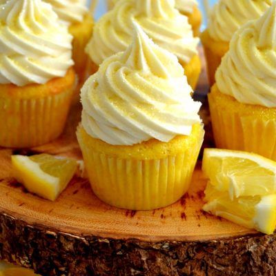 Cupcakes With Frosting, Lemon Bar, Lemon Curd Filling, Lemon Cake Mixes, Lemon Cupcakes, Lemon Bars, Lemon Desserts, Lemon Recipes, Savoury Cake