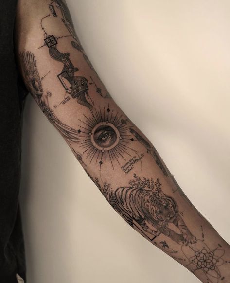 Blended Tattoo Sleeve, Concept Tattoo Design Arm, Grunge Sleeve Tattoo, Dark Brown Tattoo, Linework Sleeve, Top Shoulder Tattoo, Vessel Tattoo, Top Of Shoulder Tattoo, Inside Of Arm Tattoo