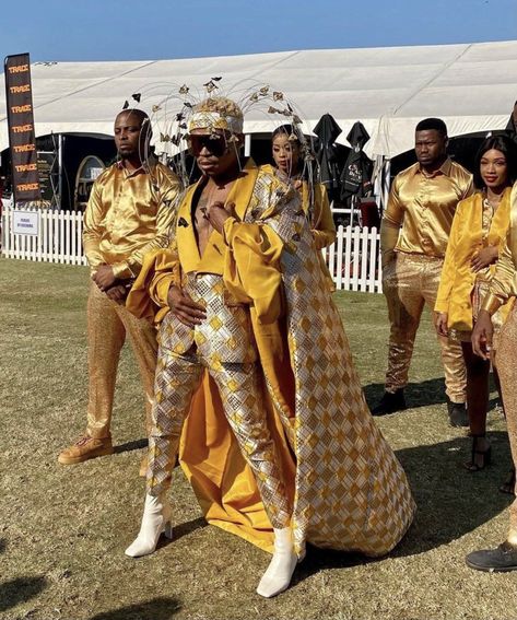 Fashionistas put their best foot forward at the Hollywoodbets Durban July at Hollywoodbets Greyville in Durban on Saturday. Durban July Fashion Outfit, Somizi Mhlongo, Kaizer Chiefs, July Fashion, Eastern Cape, River Park, North Park, The Judge, Durban