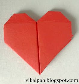 Vikalpah: How to Make a Heart bookmark & More Oragami Bookmark, Heart Bookmark, Bookmark Printing, How To Tie Ribbon, Gift Wrapping Ideas, Simple Crafts, Paper Bookmarks, Ideas Jewelry, Corner Bookmarks