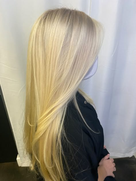 Banana Blonde Hair, Beige Blonde Hair, Pretty Blonde Hair, Best Hair Brush, Perfect Blonde Hair, Long Blond, Bronde Hair, Straight Blonde Hair, Hair Color Streaks